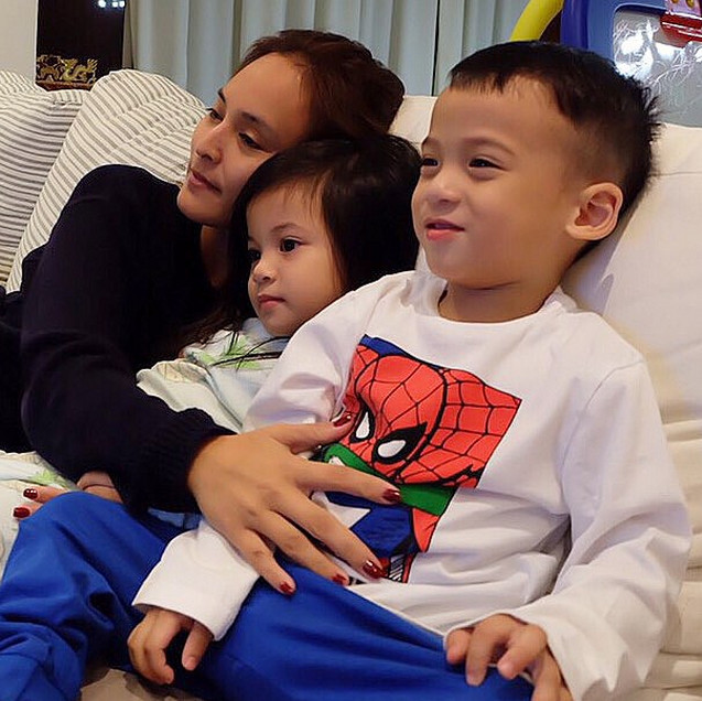 ภาพน่ารักๆ ของ คุณแม่และลูกตัวน้อย คนบันเทิง